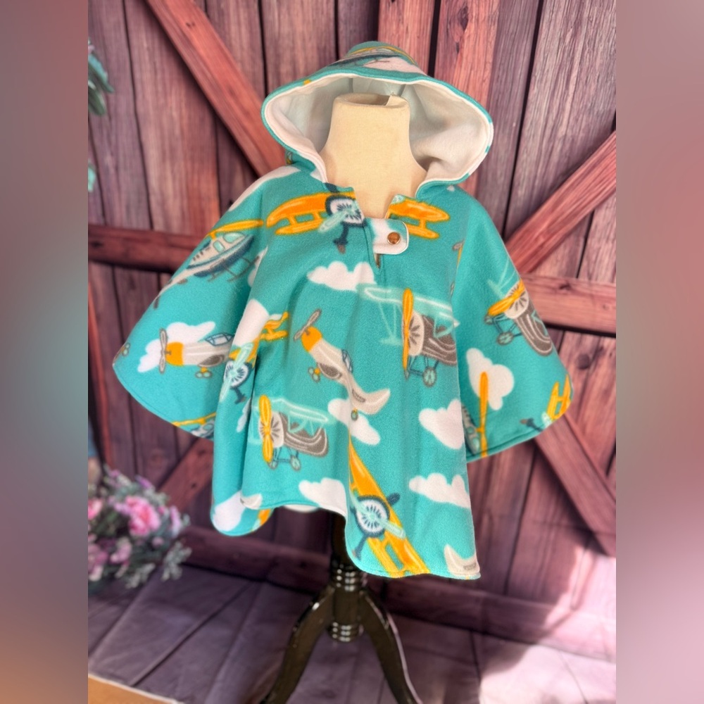 Adorable Hooded Car Seat Poncho